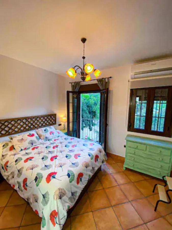 Grazalema - Casita La Calma - Incredible Views, Clima Frio-Calor, Wifi & Private Parking Optionalヴィラ エクステリア 写真